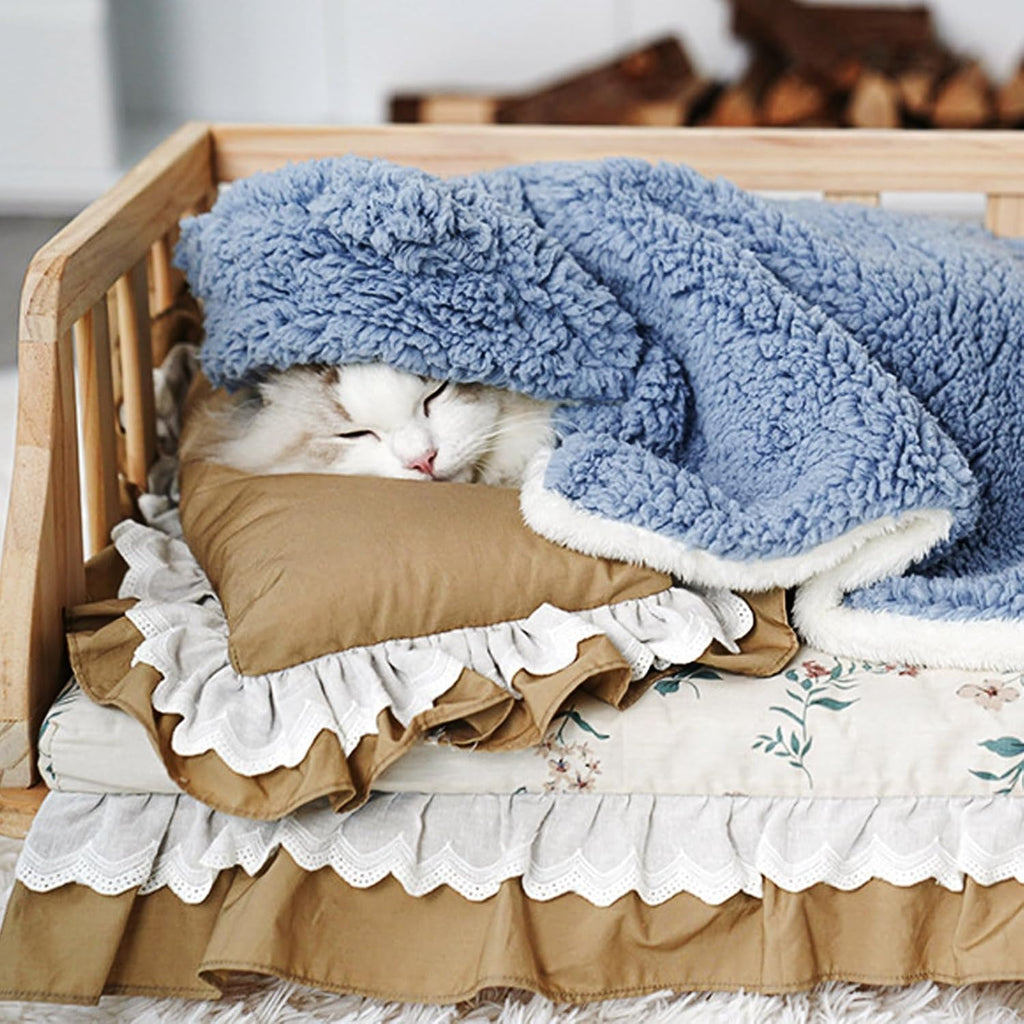 Pet Cape Blanket, Warm Winter Blanket Cape for Dogs and Cats