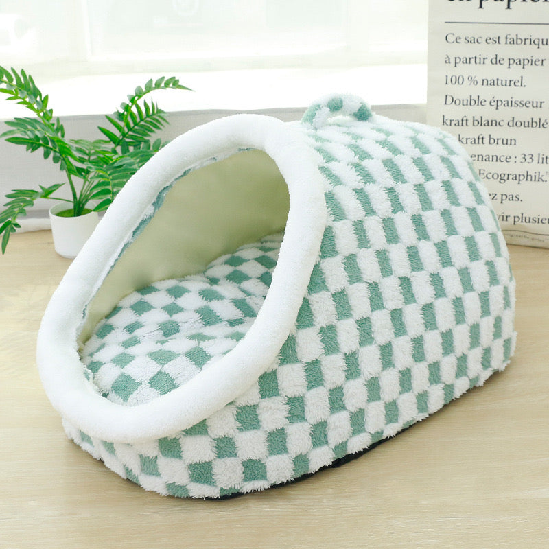 Cat Bed for Indoor Cats, Cozy Checkered Cat Cave Bed